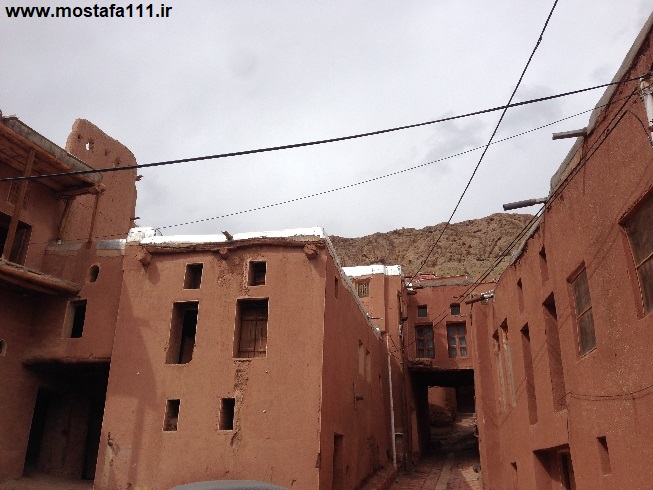 طوافی بر گرد دیار آشنای کویر (4) سفرنامه ویونا (ابیانه)